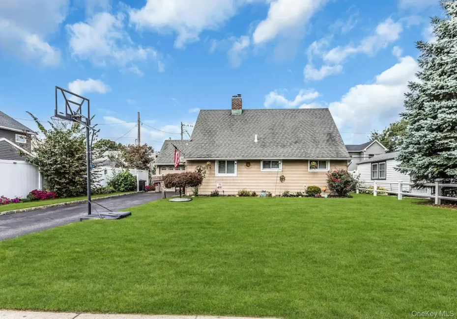 23 Summit Lane, Hempstead, NY, 4 Bedrooms Bedrooms, 7 Rooms Rooms,1 BathroomBathrooms,Residential,For Rent,Summit,0,1060274 23 Summit Lane, Hempstead, NY, 4 Bedrooms Bedrooms, 7 Rooms Rooms,1 BathroomBathrooms,Residential,For Rent,Summit,0,1060274