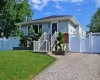 203 Chelsea Avenue, Babylon, NY, 3 Bedrooms Bedrooms, 6 Rooms Rooms,1 BathroomBathrooms,Residential,For Rent,Chelsea,0,1059173 203 Chelsea Avenue, Babylon, NY, 3 Bedrooms Bedrooms, 6 Rooms Rooms,1 BathroomBathrooms,Residential,For Rent,Chelsea,0,1059173