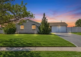 41 Shore Drive, Babylon, NY, 3 Bedrooms Bedrooms, 7 Rooms Rooms,2 BathroomsBathrooms,Residential,For Rent,Shore,0,1060416 41 Shore Drive, Babylon, NY, 3 Bedrooms Bedrooms, 7 Rooms Rooms,2 BathroomsBathrooms,Residential,For Rent,Shore,0,1060416