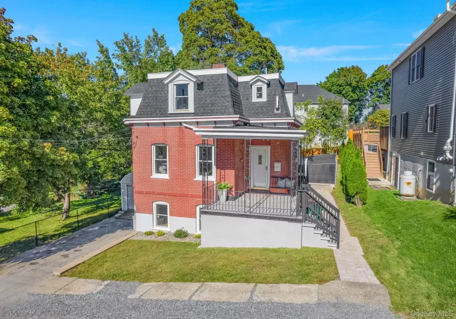 10 Robinson Street, Beacon, NY, 3 Bedrooms Bedrooms, 10 Rooms Rooms,3 BathroomsBathrooms,Residential,For Rent,Robinson,0,1060351 10 Robinson Street, Beacon, NY, 3 Bedrooms Bedrooms, 10 Rooms Rooms,3 BathroomsBathrooms,Residential,For Rent,Robinson,0,1060351