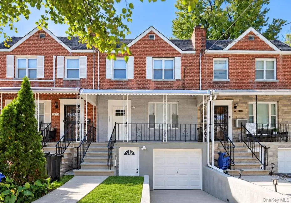 2427 Morgan Avenue, New York, NY, 3 Bedrooms Bedrooms, 9 Rooms Rooms,2 BathroomsBathrooms,Residential,For Rent,Morgan,0,1060061 2427 Morgan Avenue, New York, NY, 3 Bedrooms Bedrooms, 9 Rooms Rooms,2 BathroomsBathrooms,Residential,For Rent,Morgan,0,1060061