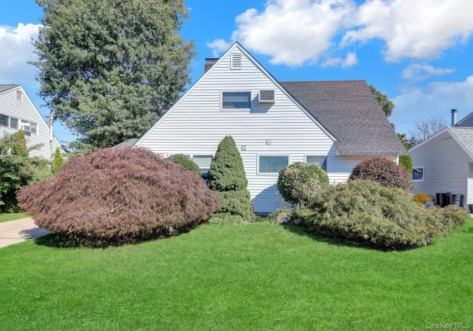53 Spindle Road, Oyster Bay, NY, 4 Bedrooms Bedrooms, 6 Rooms Rooms,1 BathroomBathrooms,Residential,For Rent,Spindle,0,1060126 53 Spindle Road, Oyster Bay, NY, 4 Bedrooms Bedrooms, 6 Rooms Rooms,1 BathroomBathrooms,Residential,For Rent,Spindle,0,1060126