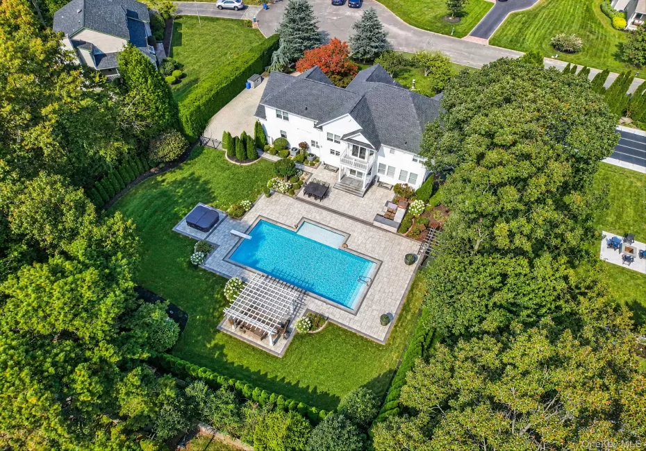 15 Woodland Court, Riverhead, NY, 5 Bedrooms Bedrooms, 10 Rooms Rooms,2 BathroomsBathrooms,Residential,For Rent,Woodland,0,1056372 15 Woodland Court, Riverhead, NY, 5 Bedrooms Bedrooms, 10 Rooms Rooms,2 BathroomsBathrooms,Residential,For Rent,Woodland,0,1056372