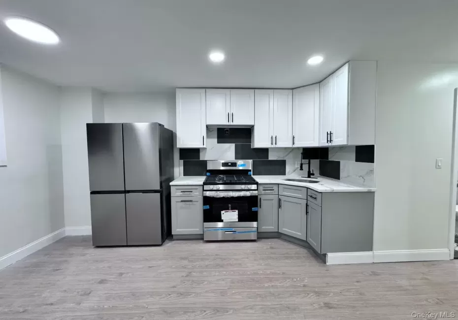 4521 Robinson Street, New York, NY, 3 Bedrooms Bedrooms, 6 Rooms Rooms,2 BathroomsBathrooms,Residential Lease,For Rent,Robinson,0,1060646 4521 Robinson Street, New York, NY, 3 Bedrooms Bedrooms, 6 Rooms Rooms,2 BathroomsBathrooms,Residential Lease,For Rent,Robinson,0,1060646