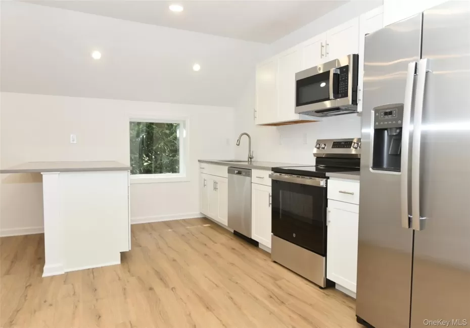 7 Lisa Drive, Tuxedo, NY, 2 Bedrooms Bedrooms, 6 Rooms Rooms,2 BathroomsBathrooms,Residential Lease,For Rent,Lisa,0,1060881 7 Lisa Drive, Tuxedo, NY, 2 Bedrooms Bedrooms, 6 Rooms Rooms,2 BathroomsBathrooms,Residential Lease,For Rent,Lisa,0,1060881