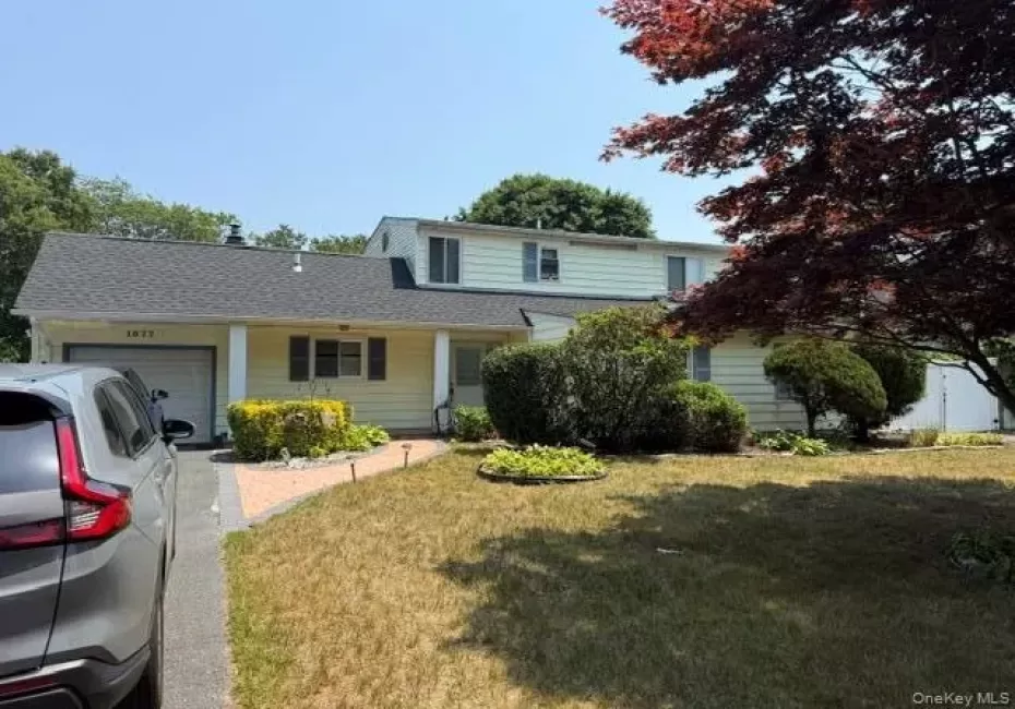 1077 Sipp Avenue, Brookhaven, NY, 5 Bedrooms Bedrooms, 10 Rooms Rooms,2 BathroomsBathrooms,Residential,For Rent,Sipp,0,1058446 1077 Sipp Avenue, Brookhaven, NY, 5 Bedrooms Bedrooms, 10 Rooms Rooms,2 BathroomsBathrooms,Residential,For Rent,Sipp,0,1058446