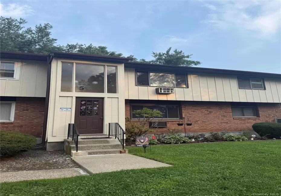 508 Parr Meadow Drive, Newburgh (town), NY, 2 Bedrooms Bedrooms, 5 Rooms Rooms,1 BathroomBathrooms,Residential,For Rent,Parr Meadow,0,1060807 508 Parr Meadow Drive, Newburgh (town), NY, 2 Bedrooms Bedrooms, 5 Rooms Rooms,1 BathroomBathrooms,Residential,For Rent,Parr Meadow,0,1060807
