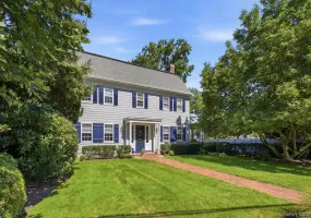 75 Dewey Street, Huntington, NY, 4 Bedrooms Bedrooms, 7 Rooms Rooms,3 BathroomsBathrooms,Residential,For Rent,Dewey,0,1059398 75 Dewey Street, Huntington, NY, 4 Bedrooms Bedrooms, 7 Rooms Rooms,3 BathroomsBathrooms,Residential,For Rent,Dewey,0,1059398