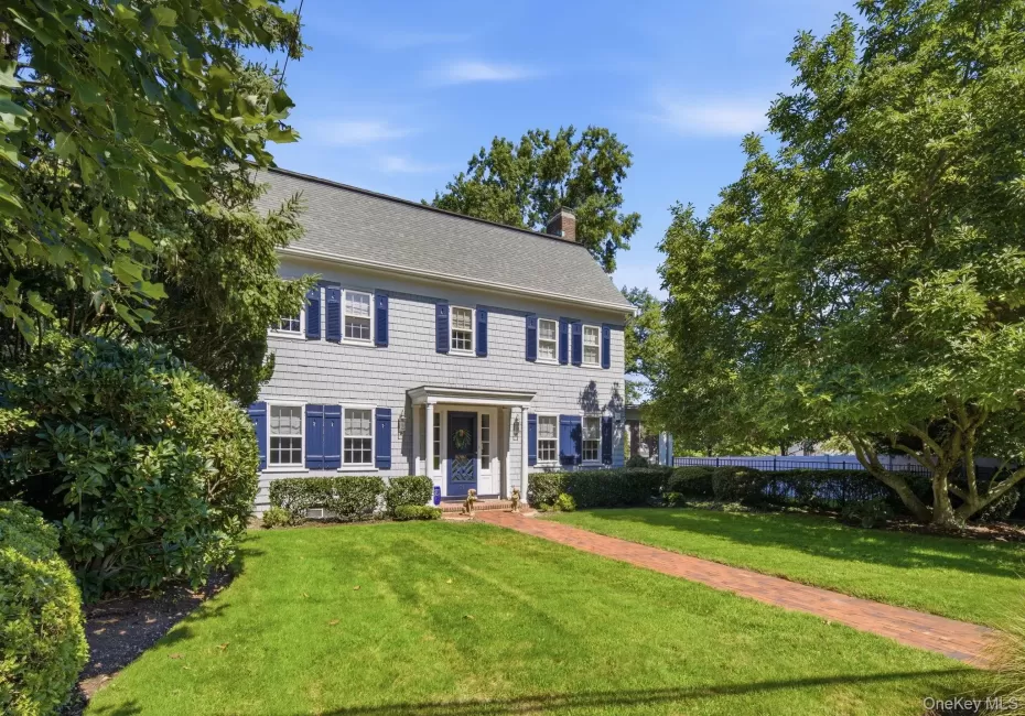 75 Dewey Street, Huntington, NY, 4 Bedrooms Bedrooms, 7 Rooms Rooms,3 BathroomsBathrooms,Residential,For Rent,Dewey,0,1059398 75 Dewey Street, Huntington, NY, 4 Bedrooms Bedrooms, 7 Rooms Rooms,3 BathroomsBathrooms,Residential,For Rent,Dewey,0,1059398