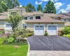 18 Villas Circle, Huntington, NY, 3 Bedrooms Bedrooms, 6 Rooms Rooms,3 BathroomsBathrooms,Residential Lease,For Rent,Villas Circle,0,1060575 18 Villas Circle, Huntington, NY, 3 Bedrooms Bedrooms, 6 Rooms Rooms,3 BathroomsBathrooms,Residential Lease,For Rent,Villas Circle,0,1060575