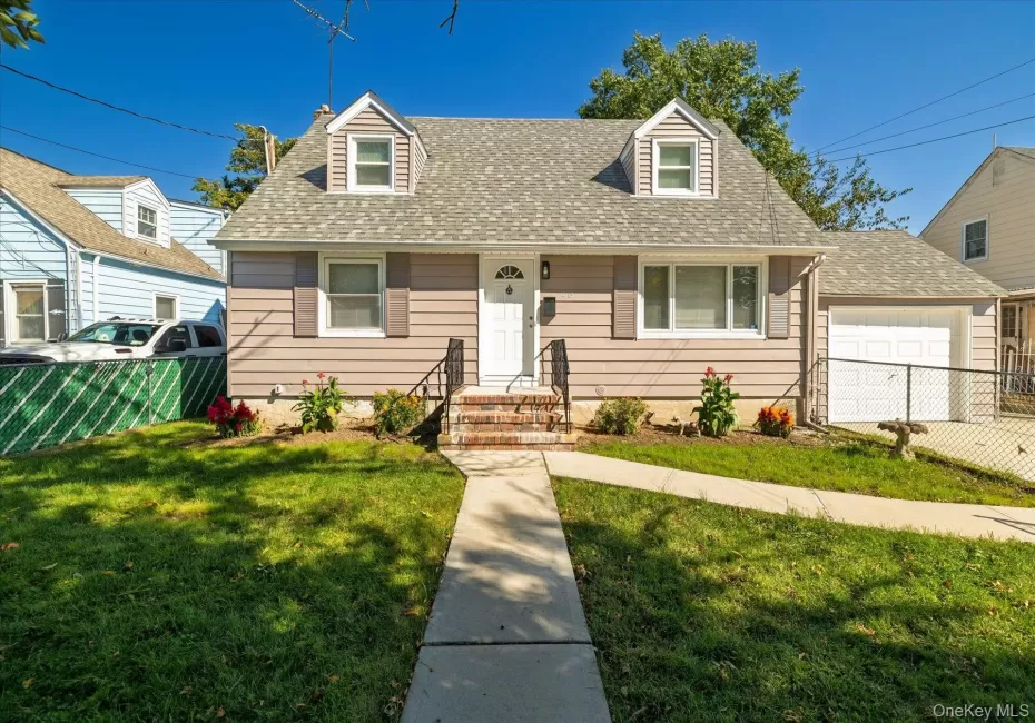 413 Greengrove Avenue, Hempstead, NY, 4 Bedrooms Bedrooms, 6 Rooms Rooms,2 BathroomsBathrooms,Residential,For Rent,Greengrove,0,1060774 413 Greengrove Avenue, Hempstead, NY, 4 Bedrooms Bedrooms, 6 Rooms Rooms,2 BathroomsBathrooms,Residential,For Rent,Greengrove,0,1060774