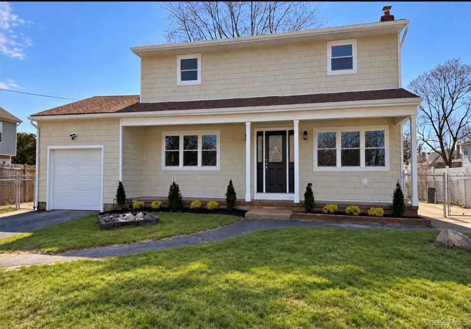 211 4th Avenue, West Babylon, NY, 3 Bedrooms Bedrooms, 6 Rooms Rooms,1 BathroomBathrooms,Residential,For Rent,4th,0,1060261 211 4th Avenue, West Babylon, NY, 3 Bedrooms Bedrooms, 6 Rooms Rooms,1 BathroomBathrooms,Residential,For Rent,4th,0,1060261