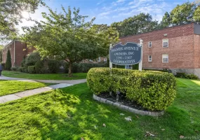 2299 Palmer Avenue, New Rochelle, NY, 1 Bedroom Bedrooms, 3 Rooms Rooms,1 BathroomBathrooms,Residential,For Rent,Palmer,0,1060882 2299 Palmer Avenue, New Rochelle, NY, 1 Bedroom Bedrooms, 3 Rooms Rooms,1 BathroomBathrooms,Residential,For Rent,Palmer,0,1060882