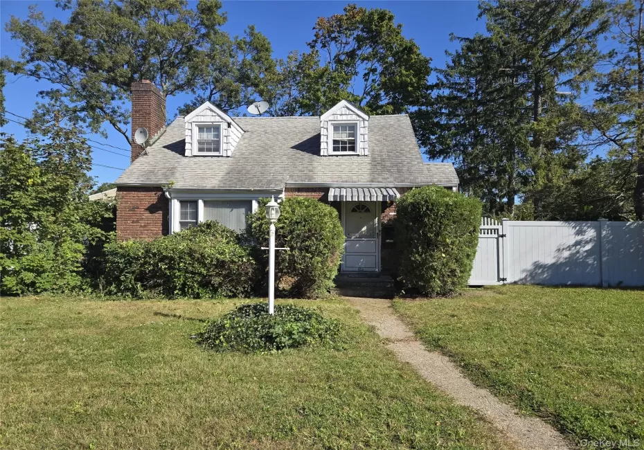 455 Walton Street, Hempstead, NY, 3 Bedrooms Bedrooms, 8 Rooms Rooms,2 BathroomsBathrooms,Residential,For Rent,Walton,0,1059714 455 Walton Street, Hempstead, NY, 3 Bedrooms Bedrooms, 8 Rooms Rooms,2 BathroomsBathrooms,Residential,For Rent,Walton,0,1059714