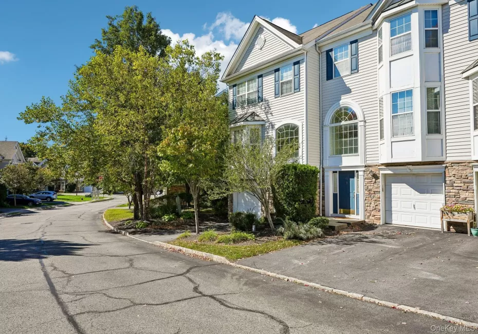 109 Barr Lane, Monroe, NY, 3 Bedrooms Bedrooms, 8 Rooms Rooms,2 BathroomsBathrooms,Residential,For Rent,Barr,0,1060787 109 Barr Lane, Monroe, NY, 3 Bedrooms Bedrooms, 8 Rooms Rooms,2 BathroomsBathrooms,Residential,For Rent,Barr,0,1060787