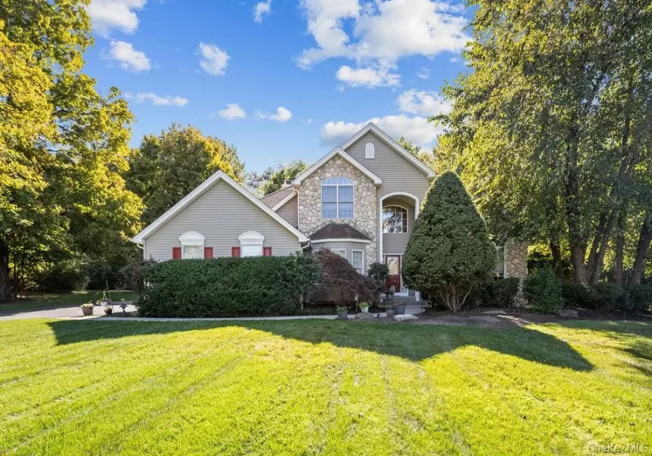 7 Birdie Drive, Ramapo, NY, 5 Bedrooms Bedrooms, 11 Rooms Rooms,3 BathroomsBathrooms,Residential,For Rent,Birdie,0,1060352 7 Birdie Drive, Ramapo, NY, 5 Bedrooms Bedrooms, 11 Rooms Rooms,3 BathroomsBathrooms,Residential,For Rent,Birdie,0,1060352