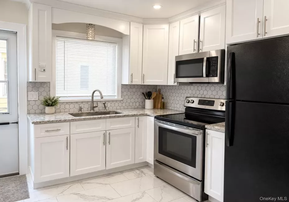 127 Courthouse Road, Hempstead, NY, 2 Bedrooms Bedrooms, 5 Rooms Rooms,1 BathroomBathrooms,Residential Lease,For Rent,Courthouse,0,1060350 127 Courthouse Road, Hempstead, NY, 2 Bedrooms Bedrooms, 5 Rooms Rooms,1 BathroomBathrooms,Residential Lease,For Rent,Courthouse,0,1060350