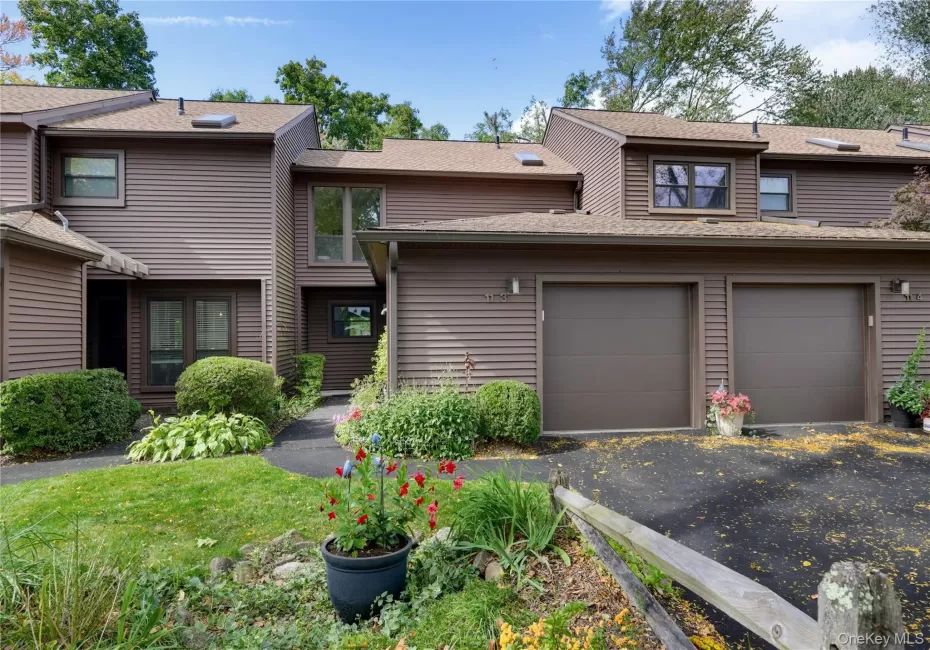 113 Woods Brooke Circle, Ossining, NY, 1 Bedroom Bedrooms, 7 Rooms Rooms,2 BathroomsBathrooms,Residential,For Rent,Woods Brooke,0,1059886 113 Woods Brooke Circle, Ossining, NY, 1 Bedroom Bedrooms, 7 Rooms Rooms,2 BathroomsBathrooms,Residential,For Rent,Woods Brooke,0,1059886