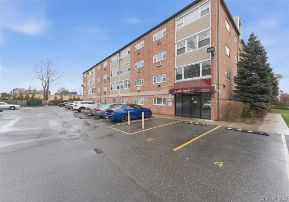 222 Smith Street, Hempstead, NY, 1 Bedroom Bedrooms, 5 Rooms Rooms,1 BathroomBathrooms,Residential,For Rent,Smith,0,1060869 222 Smith Street, Hempstead, NY, 1 Bedroom Bedrooms, 5 Rooms Rooms,1 BathroomBathrooms,Residential,For Rent,Smith,0,1060869