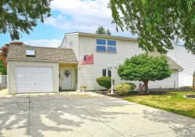 18 Wheelbarrow Lane, Hempstead, NY, 2 Bedrooms Bedrooms, 4 Rooms Rooms,1 BathroomBathrooms,Residential Lease,For Rent,Wheelbarrow,0,1058527 18 Wheelbarrow Lane, Hempstead, NY, 2 Bedrooms Bedrooms, 4 Rooms Rooms,1 BathroomBathrooms,Residential Lease,For Rent,Wheelbarrow,0,1058527
