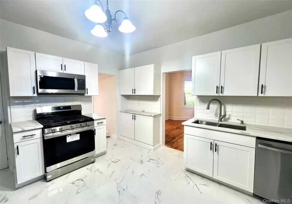 38 Orchard Street, Port Jervis, NY, 3 Bedrooms Bedrooms, 7 Rooms Rooms,1 BathroomBathrooms,Residential Lease,For Rent,Orchard,0,1061019 38 Orchard Street, Port Jervis, NY, 3 Bedrooms Bedrooms, 7 Rooms Rooms,1 BathroomBathrooms,Residential Lease,For Rent,Orchard,0,1061019