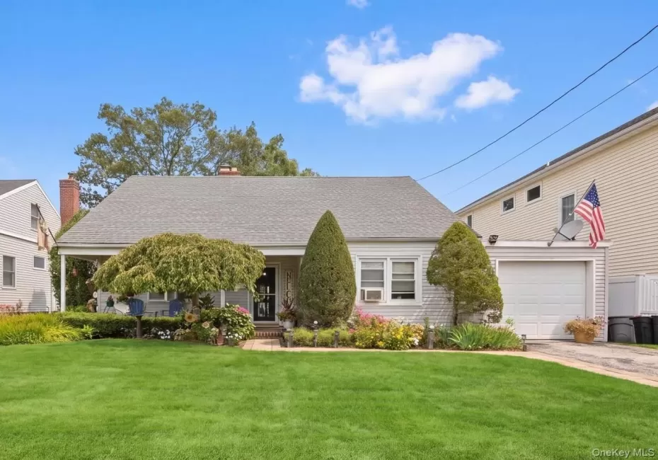 2906 Court Street, Hempstead, NY, 4 Bedrooms Bedrooms, 6 Rooms Rooms,1 BathroomBathrooms,Residential,For Rent,Court,0,1054760 2906 Court Street, Hempstead, NY, 4 Bedrooms Bedrooms, 6 Rooms Rooms,1 BathroomBathrooms,Residential,For Rent,Court,0,1054760