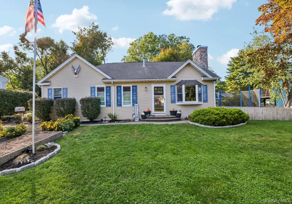 82 Medway Avenue, Clarkstown, NY, 3 Bedrooms Bedrooms, 6 Rooms Rooms,2 BathroomsBathrooms,Residential,For Rent,Medway,0,1058665 82 Medway Avenue, Clarkstown, NY, 3 Bedrooms Bedrooms, 6 Rooms Rooms,2 BathroomsBathrooms,Residential,For Rent,Medway,0,1058665