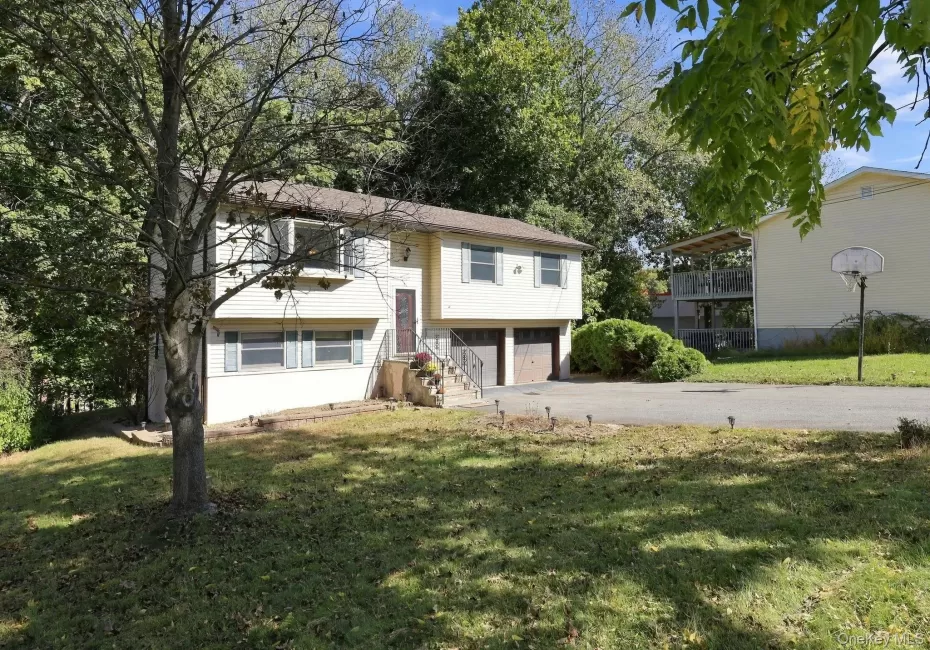 10 Van Wagner Road, Lloyd, NY, 3 Bedrooms Bedrooms, 8 Rooms Rooms,2 BathroomsBathrooms,Residential,For Rent,Van Wagner,0,1061286 10 Van Wagner Road, Lloyd, NY, 3 Bedrooms Bedrooms, 8 Rooms Rooms,2 BathroomsBathrooms,Residential,For Rent,Van Wagner,0,1061286