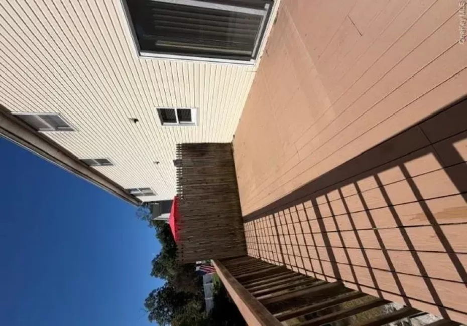 105 Osborne Avenue, Peekskill, NY, 3 Bedrooms Bedrooms, 6 Rooms Rooms,1 BathroomBathrooms,Residential Lease,For Rent,Osborne,0,1061322 105 Osborne Avenue, Peekskill, NY, 3 Bedrooms Bedrooms, 6 Rooms Rooms,1 BathroomBathrooms,Residential Lease,For Rent,Osborne,0,1061322