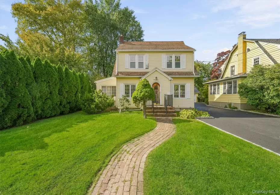 24 Seneca Road, Ossining, NY, 3 Bedrooms Bedrooms, 10 Rooms Rooms,1 BathroomBathrooms,Residential,For Rent,Seneca,0,1060945 24 Seneca Road, Ossining, NY, 3 Bedrooms Bedrooms, 10 Rooms Rooms,1 BathroomBathrooms,Residential,For Rent,Seneca,0,1060945
