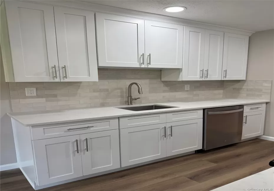 571 Sierra Vista Lane, Clarkstown, NY, 2 Bedrooms Bedrooms, 5 Rooms Rooms,1 BathroomBathrooms,Residential Lease,For Rent,Sierra Vista,0,1061216 571 Sierra Vista Lane, Clarkstown, NY, 2 Bedrooms Bedrooms, 5 Rooms Rooms,1 BathroomBathrooms,Residential Lease,For Rent,Sierra Vista,0,1061216