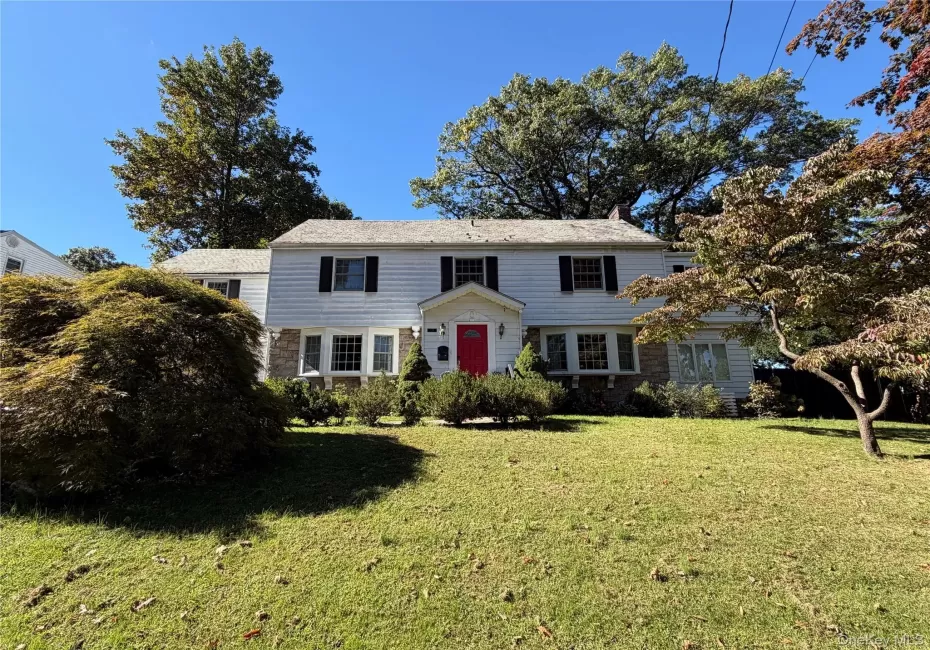 329 Grandview Boulevard, Yonkers, NY, 4 Bedrooms Bedrooms, 13 Rooms Rooms,2 BathroomsBathrooms,Residential Lease,For Rent,Grandview,0,1060485 329 Grandview Boulevard, Yonkers, NY, 4 Bedrooms Bedrooms, 13 Rooms Rooms,2 BathroomsBathrooms,Residential Lease,For Rent,Grandview,0,1060485