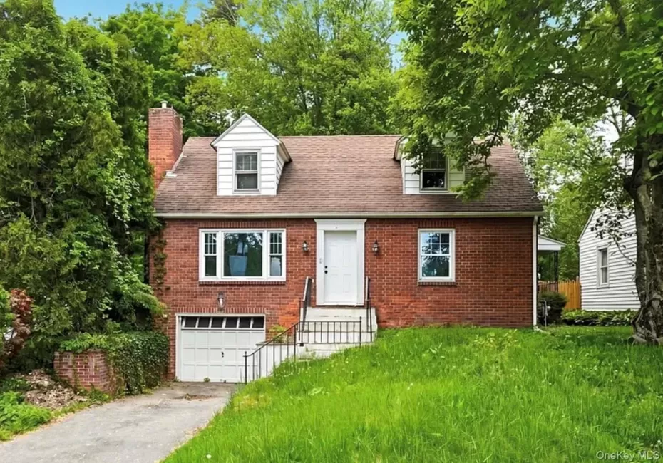 63 Fairview Avenue, Kingston, NY, 2 Bedrooms Bedrooms, 9 Rooms Rooms,1 BathroomBathrooms,Residential Lease,For Rent,Fairview,0,1059941 63 Fairview Avenue, Kingston, NY, 2 Bedrooms Bedrooms, 9 Rooms Rooms,1 BathroomBathrooms,Residential Lease,For Rent,Fairview,0,1059941
