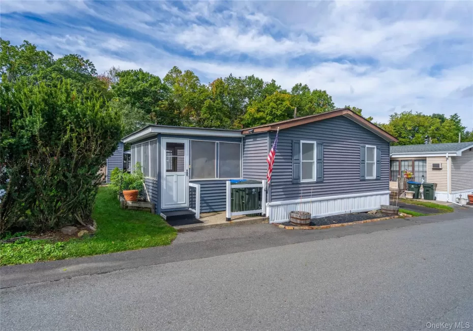 116 King George Drive, New Windsor, NY, 3 Bedrooms Bedrooms, 6 Rooms Rooms,2 BathroomsBathrooms,Residential,For Rent,King George,0,1059310 116 King George Drive, New Windsor, NY, 3 Bedrooms Bedrooms, 6 Rooms Rooms,2 BathroomsBathrooms,Residential,For Rent,King George,0,1059310