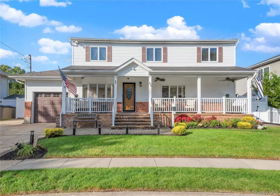 85 Walnut Street, Oyster Bay, NY, 5 Bedrooms Bedrooms, 10 Rooms Rooms,3 BathroomsBathrooms,Residential,For Rent,Walnut,0,1061556 85 Walnut Street, Oyster Bay, NY, 5 Bedrooms Bedrooms, 10 Rooms Rooms,3 BathroomsBathrooms,Residential,For Rent,Walnut,0,1061556