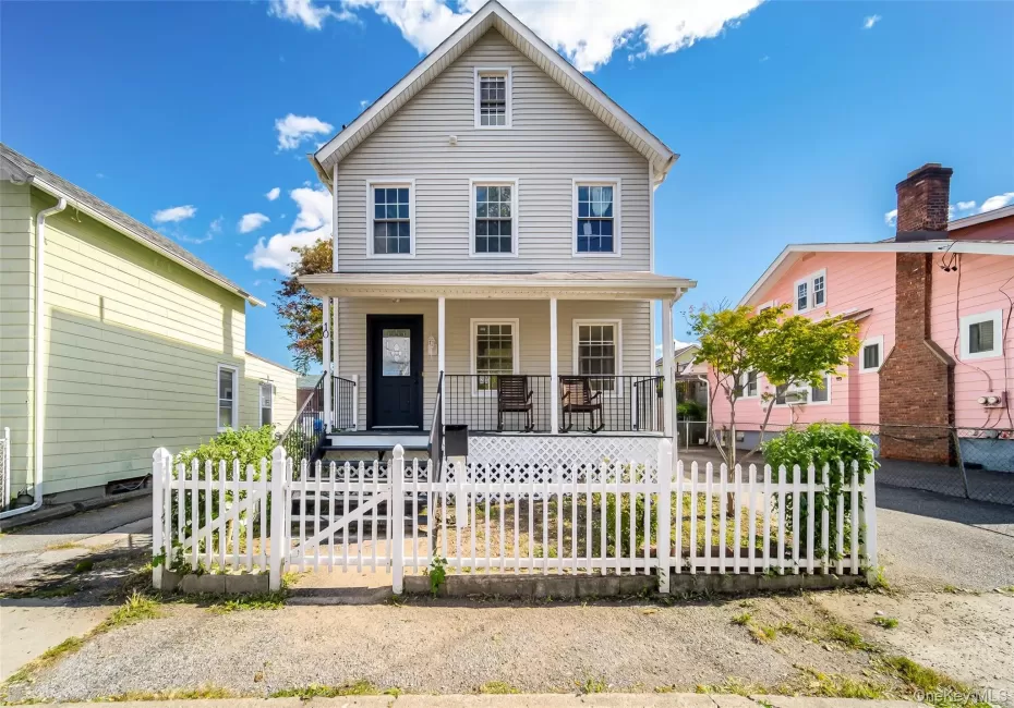 10 Cliff Street, Beacon, NY, 3 Bedrooms Bedrooms, 10 Rooms Rooms,2 BathroomsBathrooms,Residential Lease,For Rent,Cliff,0,1061817 10 Cliff Street, Beacon, NY, 3 Bedrooms Bedrooms, 10 Rooms Rooms,2 BathroomsBathrooms,Residential Lease,For Rent,Cliff,0,1061817