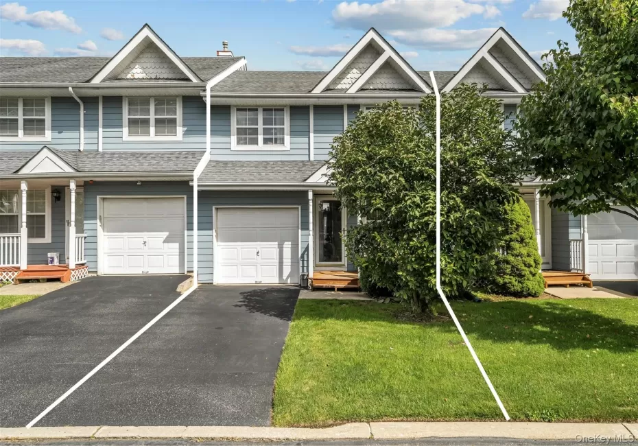 5 Spruce Lane, Islip, NY, 2 Bedrooms Bedrooms, 7 Rooms Rooms,2 BathroomsBathrooms,Residential,For Rent,Spruce,0,1061450 5 Spruce Lane, Islip, NY, 2 Bedrooms Bedrooms, 7 Rooms Rooms,2 BathroomsBathrooms,Residential,For Rent,Spruce,0,1061450