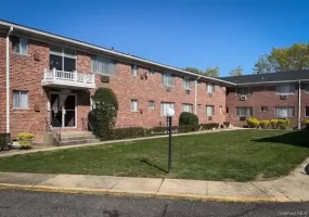 91 South Clinton Avenue, Islip, NY, 1 Bedroom Bedrooms, 4 Rooms Rooms,1 BathroomBathrooms,Residential Lease,For Rent,South Clinton,0,1061853 91 South Clinton Avenue, Islip, NY, 1 Bedroom Bedrooms, 4 Rooms Rooms,1 BathroomBathrooms,Residential Lease,For Rent,South Clinton,0,1061853