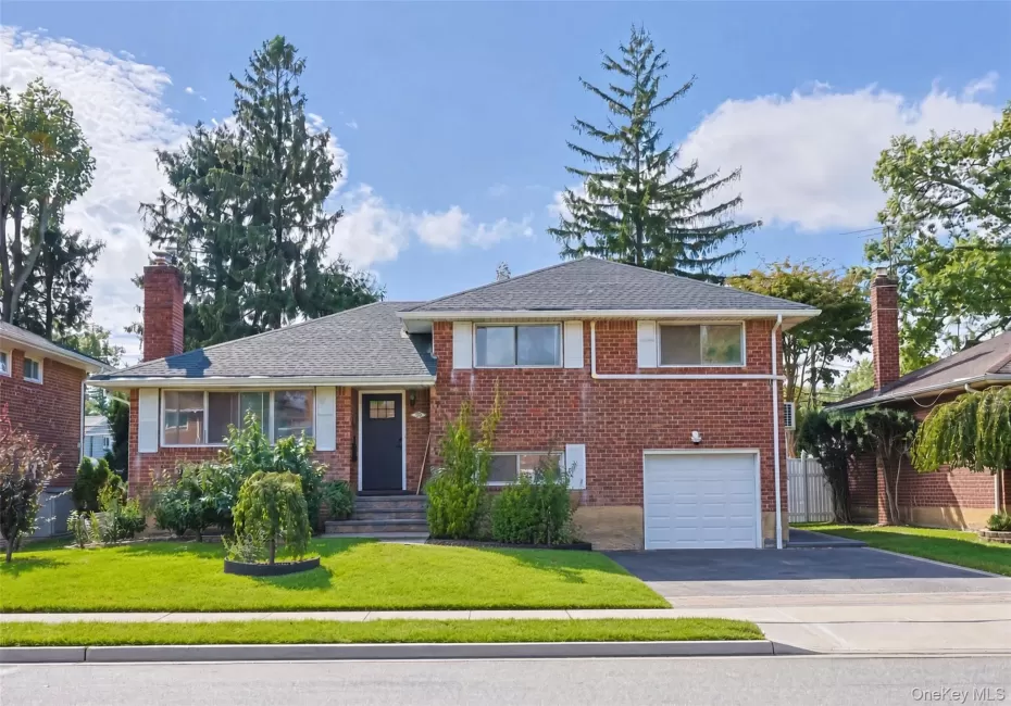 20 Willets Avenue, Oyster Bay, NY, 4 Bedrooms Bedrooms, 10 Rooms Rooms,2 BathroomsBathrooms,Residential,For Rent,Willets,0,1061860 20 Willets Avenue, Oyster Bay, NY, 4 Bedrooms Bedrooms, 10 Rooms Rooms,2 BathroomsBathrooms,Residential,For Rent,Willets,0,1061860
