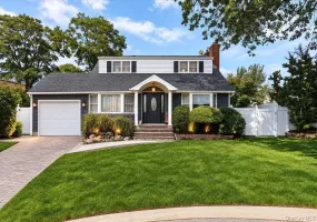 1 5th Avenue, Oyster Bay, NY, 5 Bedrooms Bedrooms, 8 Rooms Rooms,2 BathroomsBathrooms,Residential,For Rent,5th,0,1061597 1 5th Avenue, Oyster Bay, NY, 5 Bedrooms Bedrooms, 8 Rooms Rooms,2 BathroomsBathrooms,Residential,For Rent,5th,0,1061597