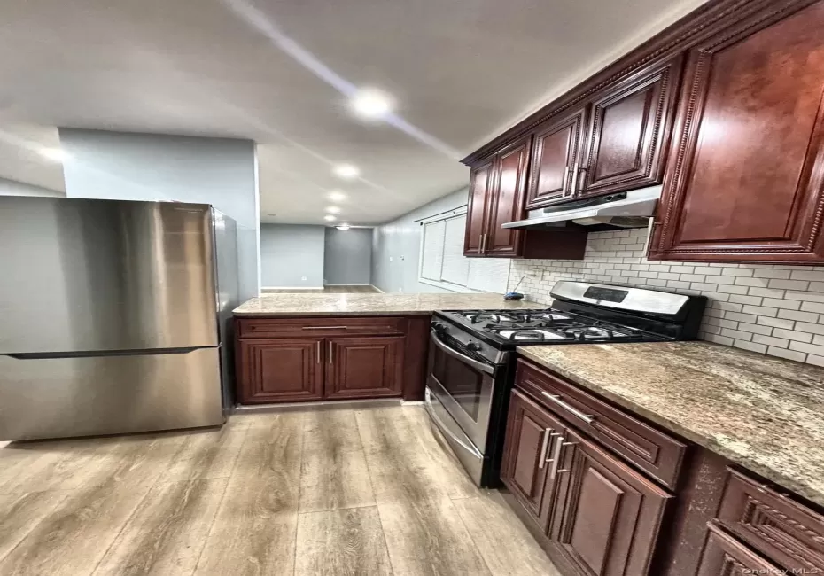 9714 130th Street, New York, NY, 2 Bedrooms Bedrooms, 4 Rooms Rooms,1 BathroomBathrooms,Residential Lease,For Rent,130th,0,1062038 9714 130th Street, New York, NY, 2 Bedrooms Bedrooms, 4 Rooms Rooms,1 BathroomBathrooms,Residential Lease,For Rent,130th,0,1062038