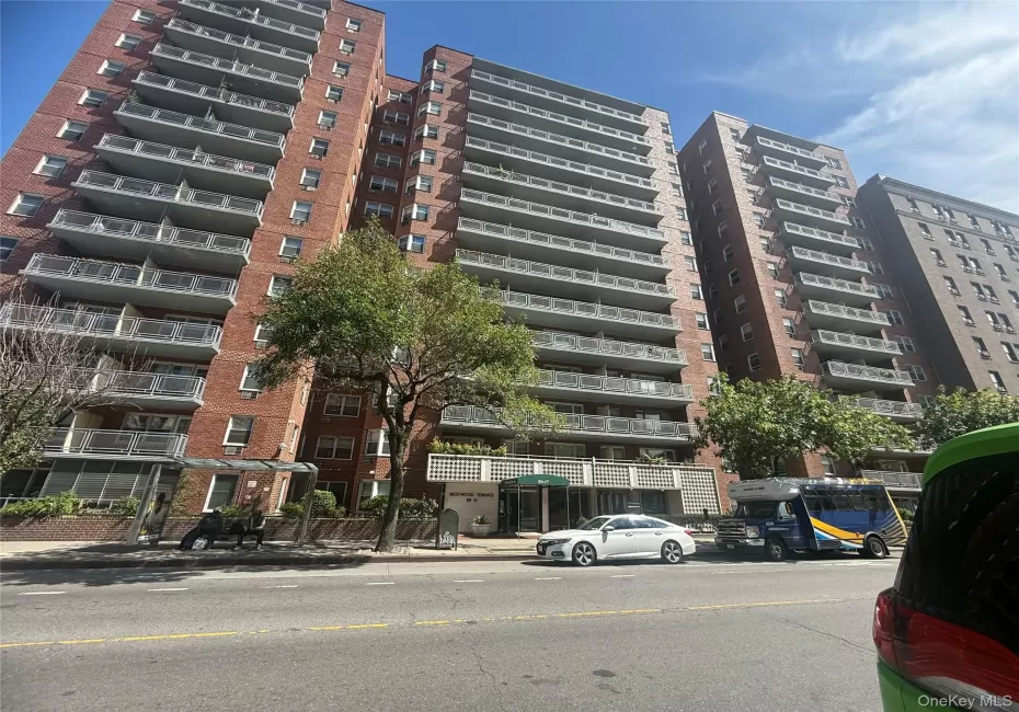 89-15 Parsons Boulevard, New York, NY, 3 Rooms Rooms,1 BathroomBathrooms,Residential,For Rent,Parsons,0,1057160 89-15 Parsons Boulevard, New York, NY, 3 Rooms Rooms,1 BathroomBathrooms,Residential,For Rent,Parsons,0,1057160