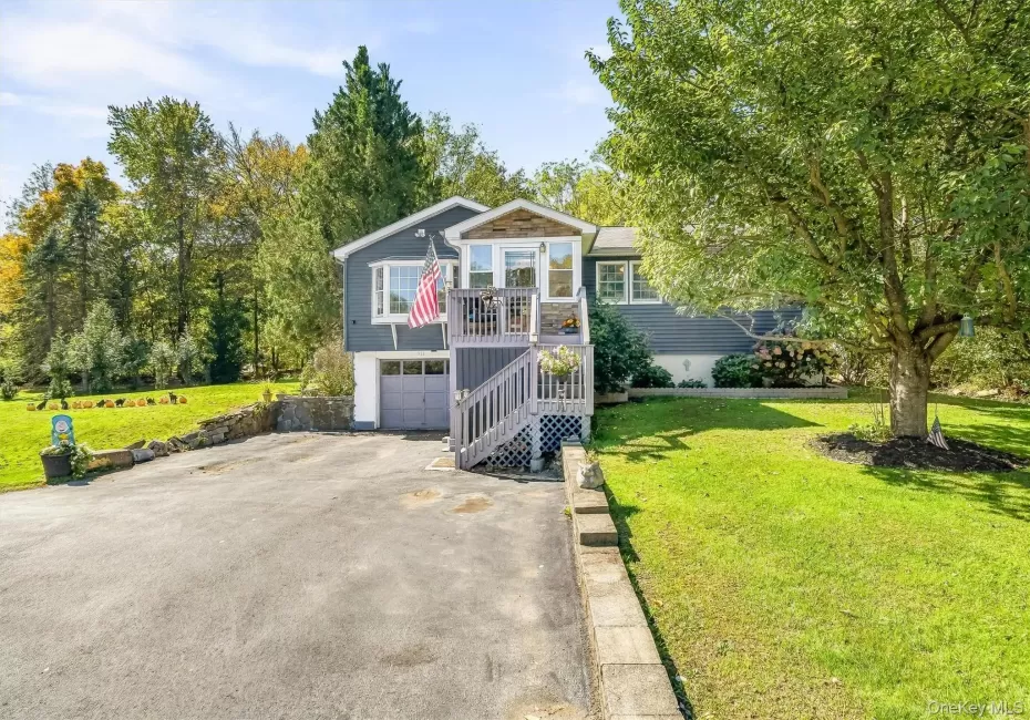 Welcome to 311 Howells Road! Welcome to 311 Howells Road!