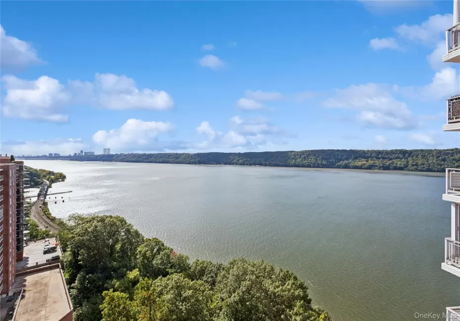 2621 Palisade Avenue, New York, NY, 1 Bedroom Bedrooms, 4 Rooms Rooms,1 BathroomBathrooms,Residential,For Rent,Palisade,0,1057637 2621 Palisade Avenue, New York, NY, 1 Bedroom Bedrooms, 4 Rooms Rooms,1 BathroomBathrooms,Residential,For Rent,Palisade,0,1057637