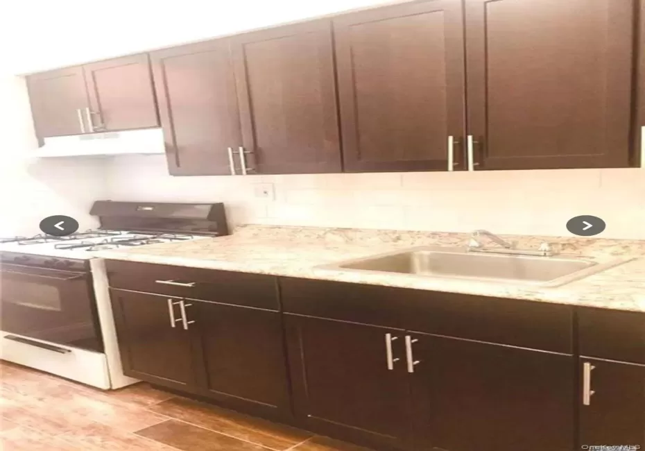 90-19 198th Street, New York, NY, 3 Bedrooms Bedrooms, 7 Rooms Rooms,1 BathroomBathrooms,Residential Lease,For Rent,198th,0,1062622 90-19 198th Street, New York, NY, 3 Bedrooms Bedrooms, 7 Rooms Rooms,1 BathroomBathrooms,Residential Lease,For Rent,198th,0,1062622