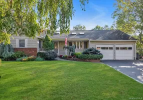 4 Partridge Lane, Huntington, NY, 4 Bedrooms Bedrooms, 8 Rooms Rooms,2 BathroomsBathrooms,Residential,For Rent,Partridge,0,1058745 4 Partridge Lane, Huntington, NY, 4 Bedrooms Bedrooms, 8 Rooms Rooms,2 BathroomsBathrooms,Residential,For Rent,Partridge,0,1058745