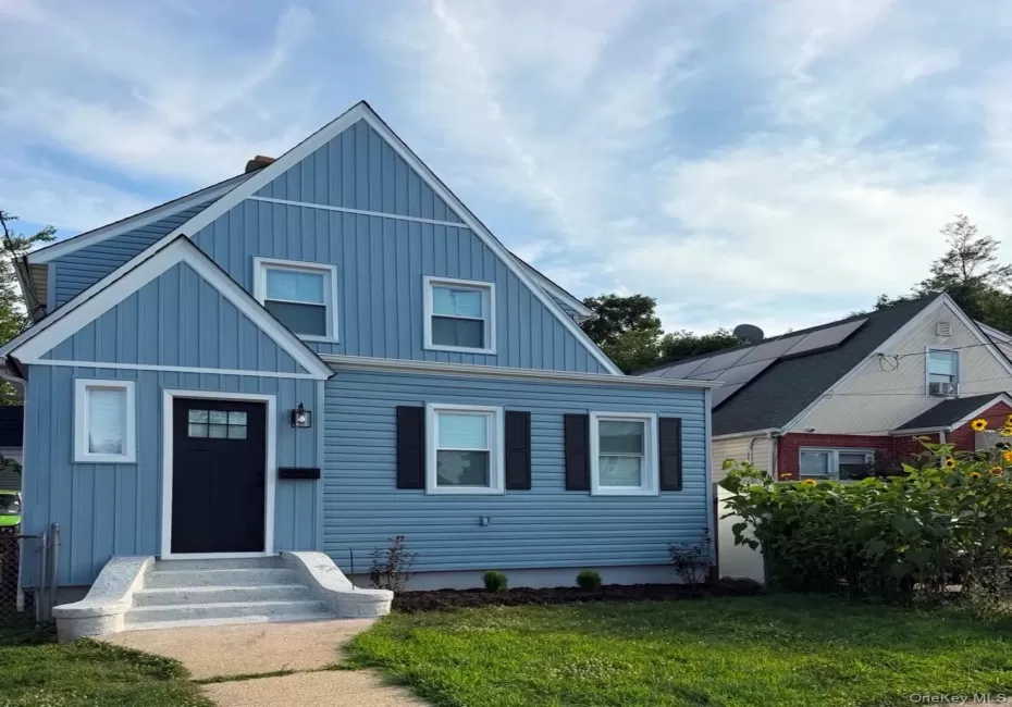 34 Frazier Street, Hempstead, NY, 4 Bedrooms Bedrooms, 9 Rooms Rooms,2 BathroomsBathrooms,Residential,For Rent,Frazier,0,1062252 34 Frazier Street, Hempstead, NY, 4 Bedrooms Bedrooms, 9 Rooms Rooms,2 BathroomsBathrooms,Residential,For Rent,Frazier,0,1062252