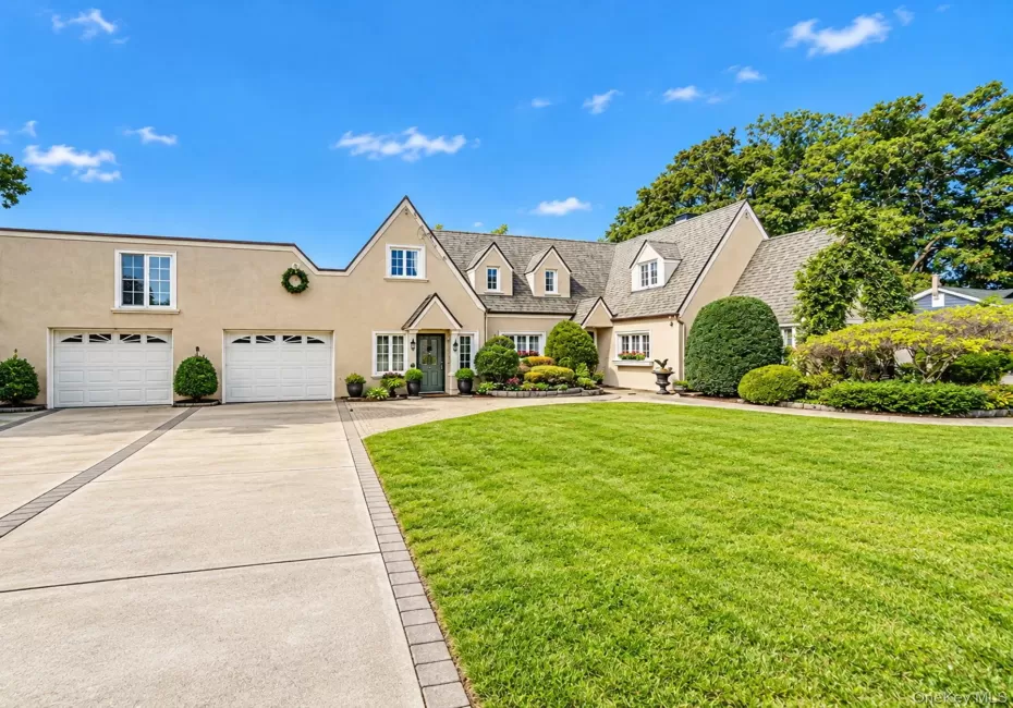 414 Avalon Place, Hempstead, NY, 5 Bedrooms Bedrooms, 12 Rooms Rooms,2 BathroomsBathrooms,Residential,For Rent,Avalon,0,1061435 414 Avalon Place, Hempstead, NY, 5 Bedrooms Bedrooms, 12 Rooms Rooms,2 BathroomsBathrooms,Residential,For Rent,Avalon,0,1061435
