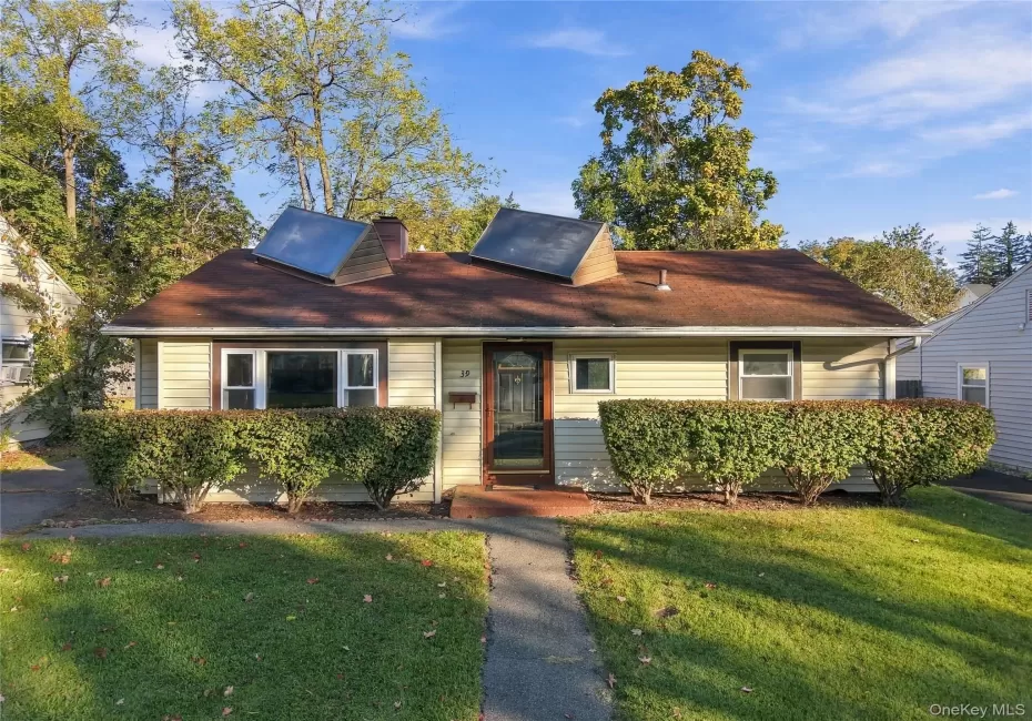 39 Browning Terrace, Kingston, NY, 3 Bedrooms Bedrooms, 7 Rooms Rooms,1 BathroomBathrooms,Residential,For Rent,Browning,0,1061887 39 Browning Terrace, Kingston, NY, 3 Bedrooms Bedrooms, 7 Rooms Rooms,1 BathroomBathrooms,Residential,For Rent,Browning,0,1061887