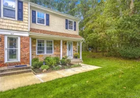 4 Bartlett Commons, Brookhaven, NY, 3 Bedrooms Bedrooms, 8 Rooms Rooms,1 BathroomBathrooms,Residential Lease,For Rent,Bartlett,0,1061652 4 Bartlett Commons, Brookhaven, NY, 3 Bedrooms Bedrooms, 8 Rooms Rooms,1 BathroomBathrooms,Residential Lease,For Rent,Bartlett,0,1061652